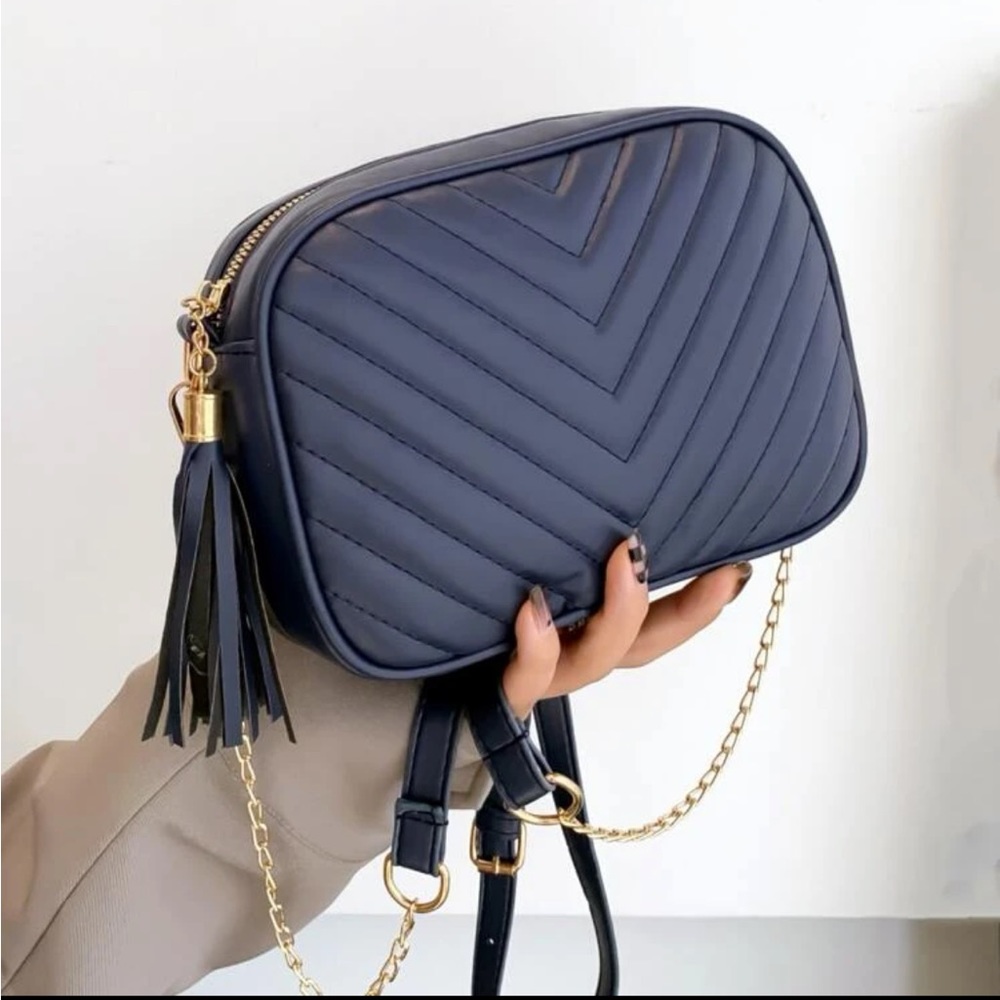Luxe Vegan Leather Small chain crossbody shoulder bag - Picture 1 of 16